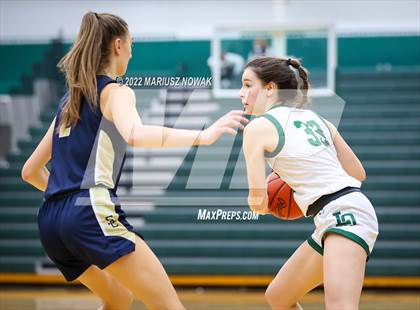 Thumbnail 3 in Stoney Creek vs. Lake Orion (MHSAA District Semifinal) photogallery.