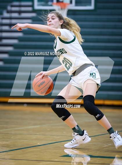 Thumbnail 3 in Stoney Creek vs. Lake Orion (MHSAA District Semifinal) photogallery.