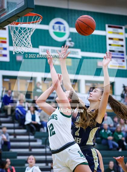 Thumbnail 2 in Stoney Creek vs. Lake Orion (MHSAA District Semifinal) photogallery.