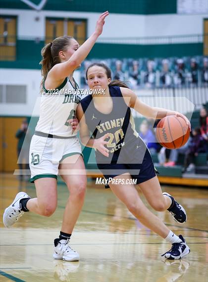 Thumbnail 2 in Stoney Creek vs. Lake Orion (MHSAA District Semifinal) photogallery.