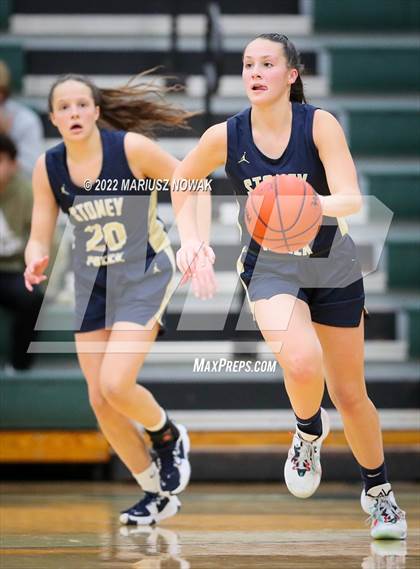 Thumbnail 3 in Stoney Creek vs. Lake Orion (MHSAA District Semifinal) photogallery.