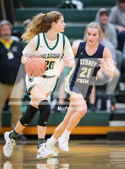 Thumbnail 1 in Stoney Creek vs. Lake Orion (MHSAA District Semifinal) photogallery.