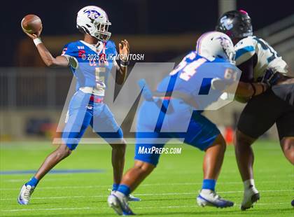 Thumbnail 2 in Shadow Creek @ King (UIL 6A D2 Football Area) photogallery.