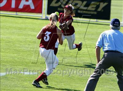 Thumbnail 2 in Paloma Valley vs. La Serna (CIF SS D3 Final) photogallery.