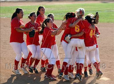 Thumbnail 3 in Paloma Valley vs. La Serna (CIF SS D3 Final) photogallery.