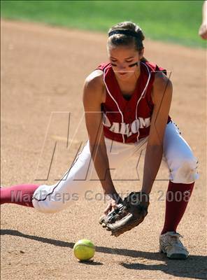 Thumbnail 1 in Paloma Valley vs. La Serna (CIF SS D3 Final) photogallery.