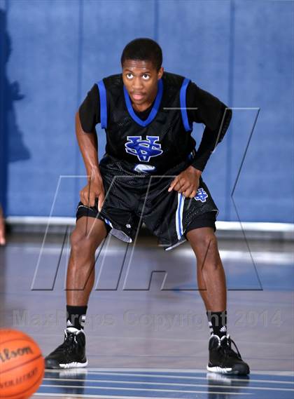 Thumbnail 2 in Saddleback Valley Christian vs. Locke (Cavalier Classic) photogallery.