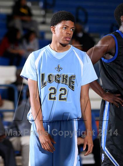 Thumbnail 2 in Saddleback Valley Christian vs. Locke (Cavalier Classic) photogallery.