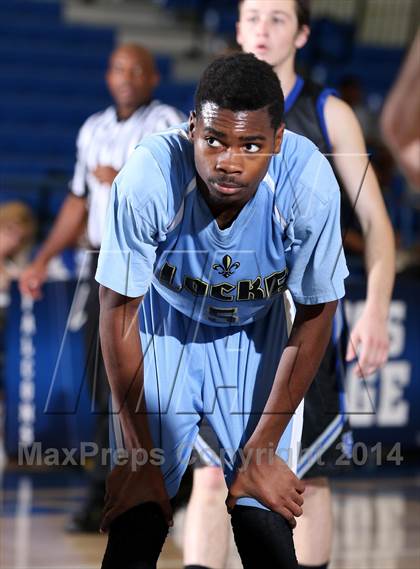 Thumbnail 3 in Saddleback Valley Christian vs. Locke (Cavalier Classic) photogallery.