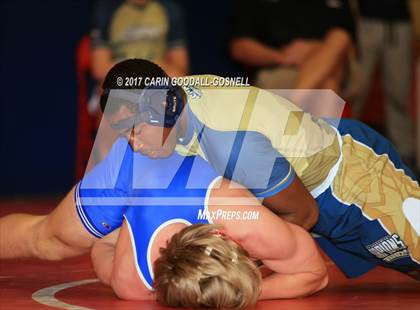 Thumbnail 2 in Beach Brawl photogallery.