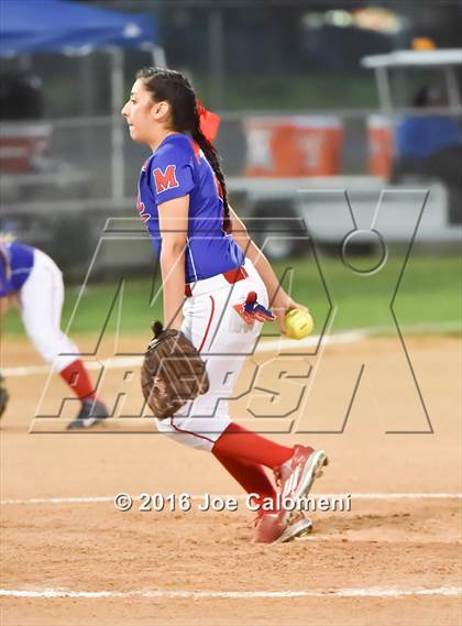Thumbnail 1 in San Antonio Memorial vs McCollum (South San Tournament) photogallery.