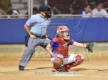 Thumbnail 1 in San Antonio Memorial vs McCollum (South San Tournament) photogallery.