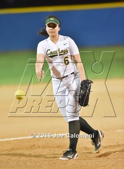 Thumbnail 1 in San Antonio Memorial vs McCollum (South San Tournament) photogallery.