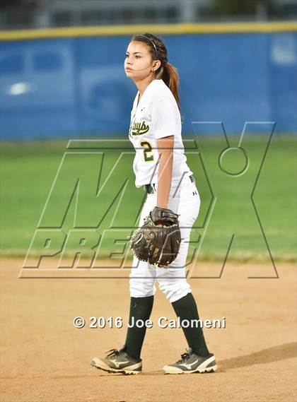 Thumbnail 1 in San Antonio Memorial vs McCollum (South San Tournament) photogallery.