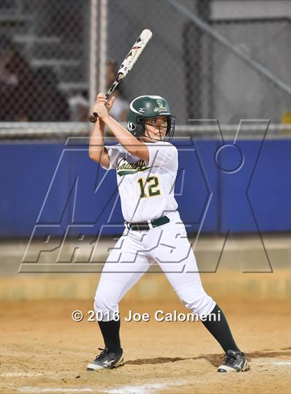 Thumbnail 3 in San Antonio Memorial vs McCollum (South San Tournament) photogallery.