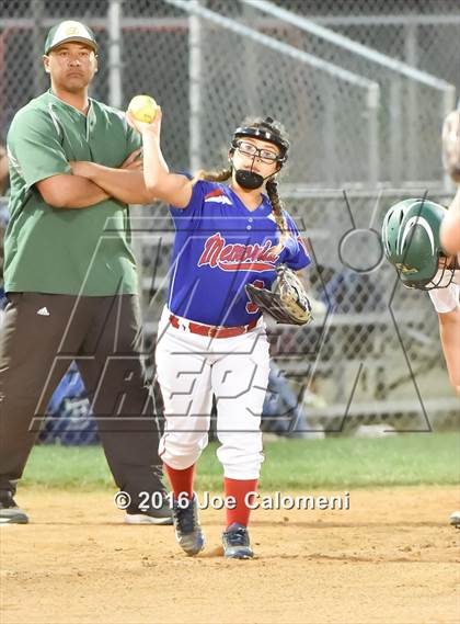 Thumbnail 3 in San Antonio Memorial vs McCollum (South San Tournament) photogallery.