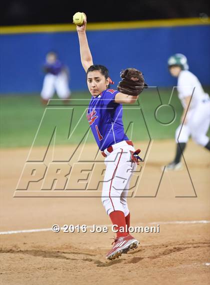 Thumbnail 3 in San Antonio Memorial vs McCollum (South San Tournament) photogallery.