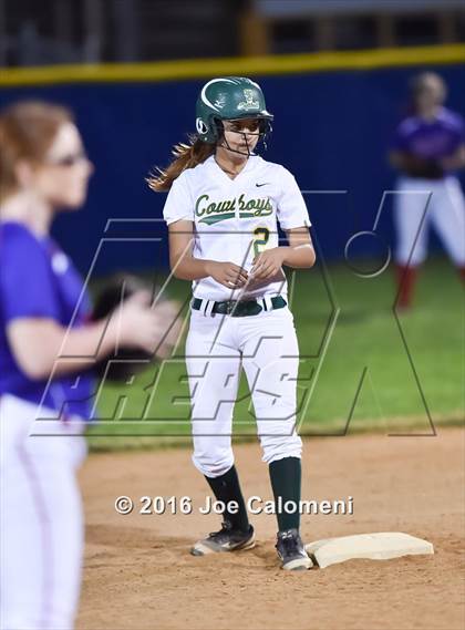 Thumbnail 2 in San Antonio Memorial vs McCollum (South San Tournament) photogallery.