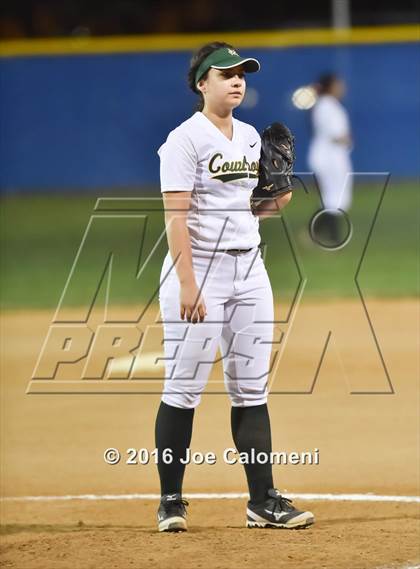 Thumbnail 2 in San Antonio Memorial vs McCollum (South San Tournament) photogallery.
