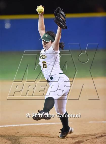 Thumbnail 2 in San Antonio Memorial vs McCollum (South San Tournament) photogallery.