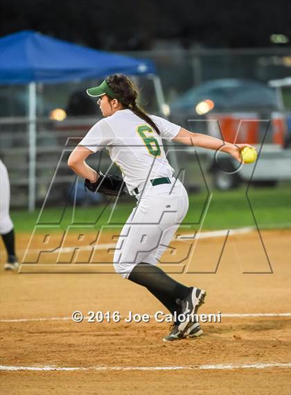 Thumbnail 2 in San Antonio Memorial vs McCollum (South San Tournament) photogallery.
