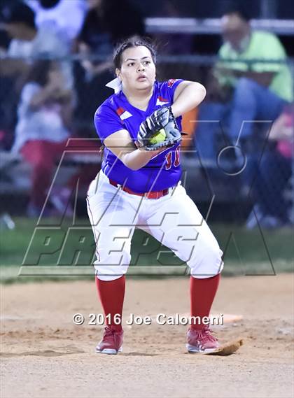 Thumbnail 1 in San Antonio Memorial vs McCollum (South San Tournament) photogallery.