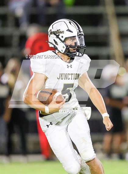 Thumbnail 3 in Junction @ Goldthwaite photogallery.