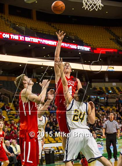 Thumbnail 1 in Arlington Catholic @ Masconomet Regional (Good Sports TD Garden Invitational) photogallery.