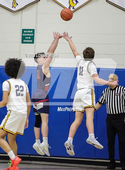 Thumbnail 3 in Byram Hills @ Pelham Memorial photogallery.