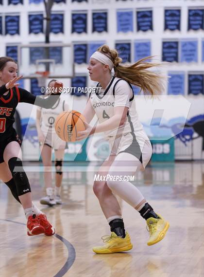 Thumbnail 1 in Santa Fe Christian vs. Escondido Charter (CIF SDS D4 Final) photogallery.