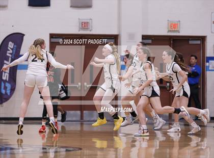Thumbnail 2 in Santa Fe Christian vs. Escondido Charter (CIF SDS D4 Final) photogallery.
