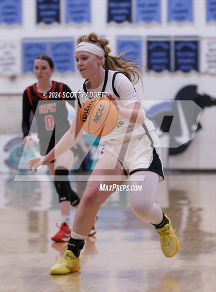 Thumbnail 3 in Santa Fe Christian vs. Escondido Charter (CIF SDS D4 Final) photogallery.