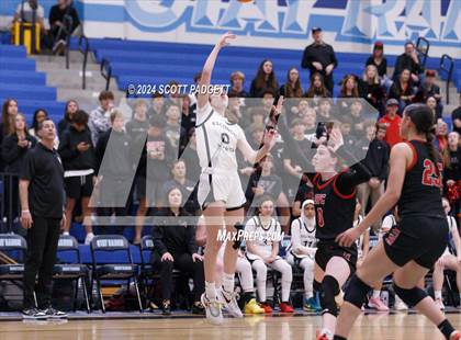 Thumbnail 2 in Santa Fe Christian vs. Escondido Charter (CIF SDS D4 Final) photogallery.