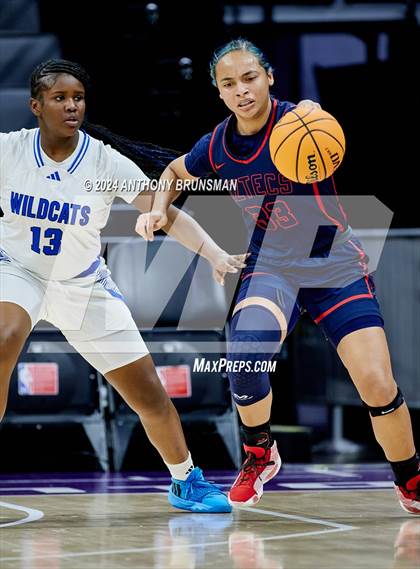 Thumbnail 1 in Montgomery vs Oakland (CIF State D5 Final) photogallery.