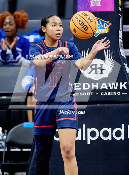 Thumbnail 3 in Montgomery vs Oakland (CIF State D5 Final) photogallery.