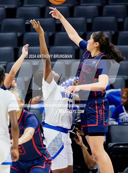 Thumbnail 1 in Montgomery vs Oakland (CIF State D5 Final) photogallery.