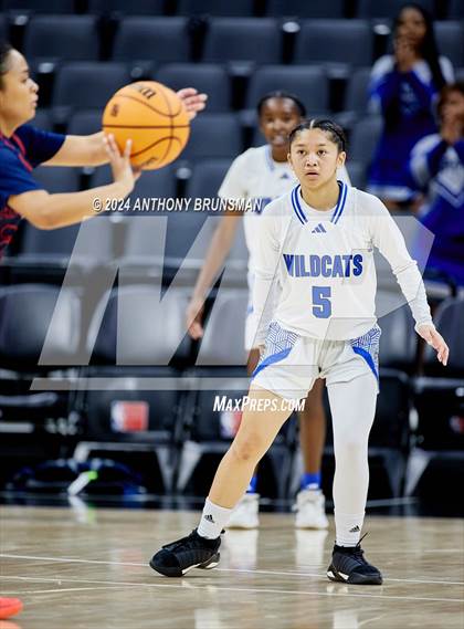 Thumbnail 2 in Montgomery vs Oakland (CIF State D5 Final) photogallery.