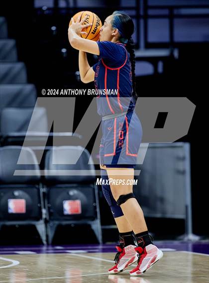 Thumbnail 3 in Montgomery vs Oakland (CIF State D5 Final) photogallery.