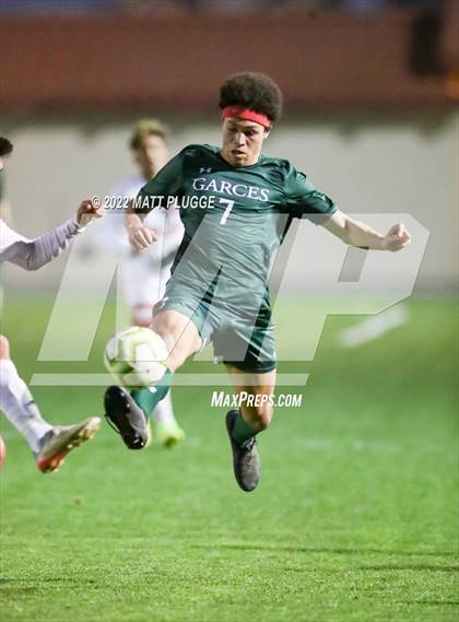 Thumbnail 3 in Fowler @ Garces Memorial photogallery.