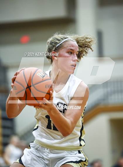 Thumbnail 3 in Brownsburg @ Noblesville photogallery.
