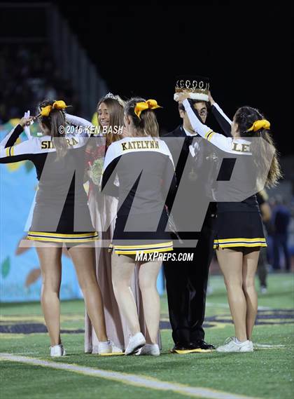 Thumbnail 3 in Camarillo @ Ventura photogallery.