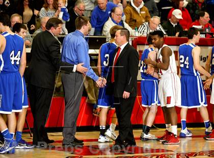 Thumbnail 2 in Covington Catholic @ Holmes photogallery.