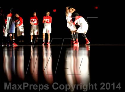 Thumbnail 2 in Covington Catholic @ Holmes photogallery.