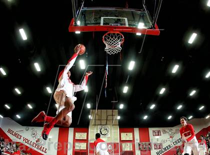 Thumbnail 1 in Covington Catholic @ Holmes photogallery.