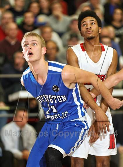 Thumbnail 2 in Covington Catholic @ Holmes photogallery.