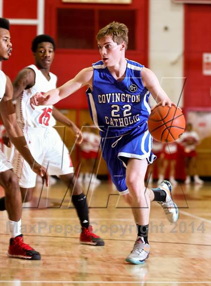 Thumbnail 2 in Covington Catholic @ Holmes photogallery.