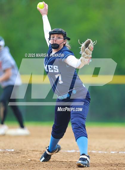 Thumbnail 3 in Bishop Grimes vs Hannibal photogallery.