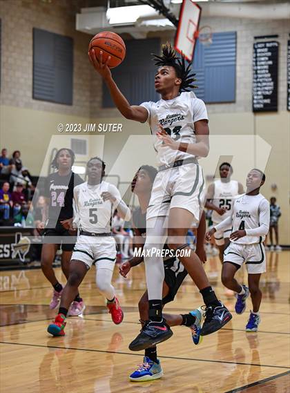 Thumbnail 3 in Rudder vs LBJ Austin (UIL 5A Reg III Area Playoff) photogallery.