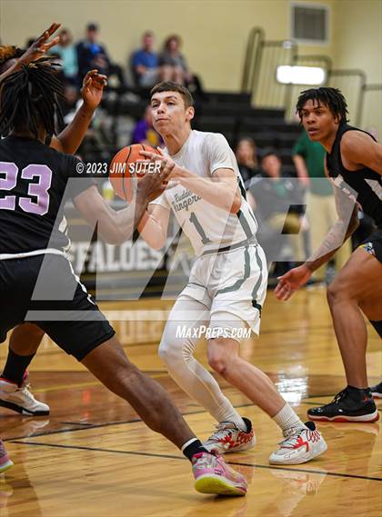 Thumbnail 1 in Rudder vs LBJ Austin (UIL 5A Reg III Area Playoff) photogallery.