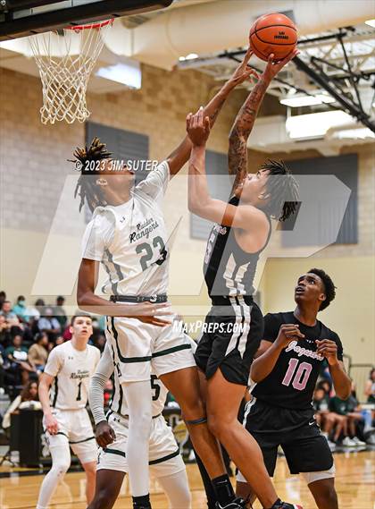 Thumbnail 3 in Rudder vs LBJ Austin (UIL 5A Reg III Area Playoff) photogallery.